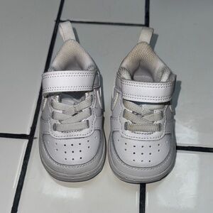Nike White Baby Walker Shoes Velcro Strap